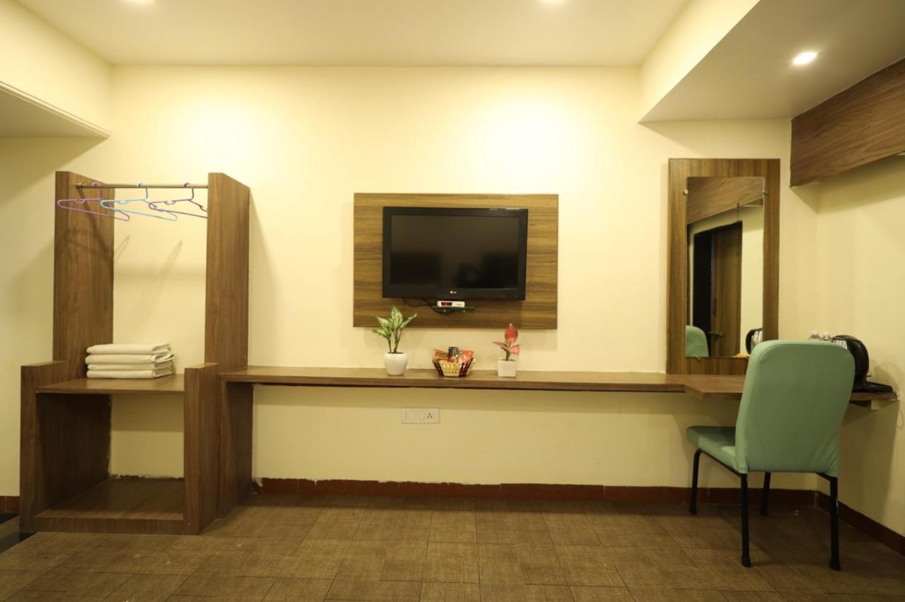 Saish Hotel Sirdi Kültér fotó