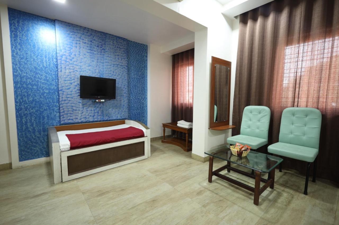 Saish Hotel Sirdi Kültér fotó